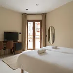 Nara Private